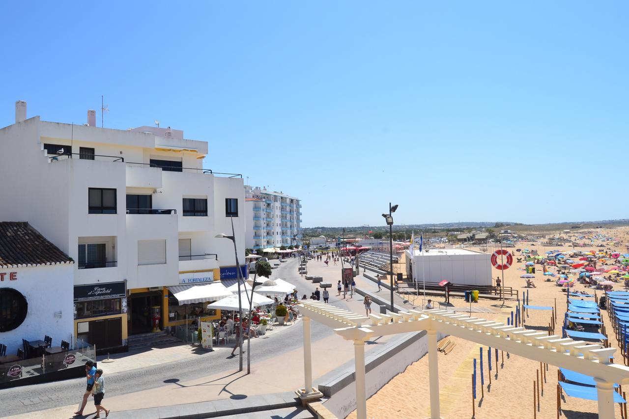 Apartamento Pe Na Areia, Armação de Pêra 外观 照片